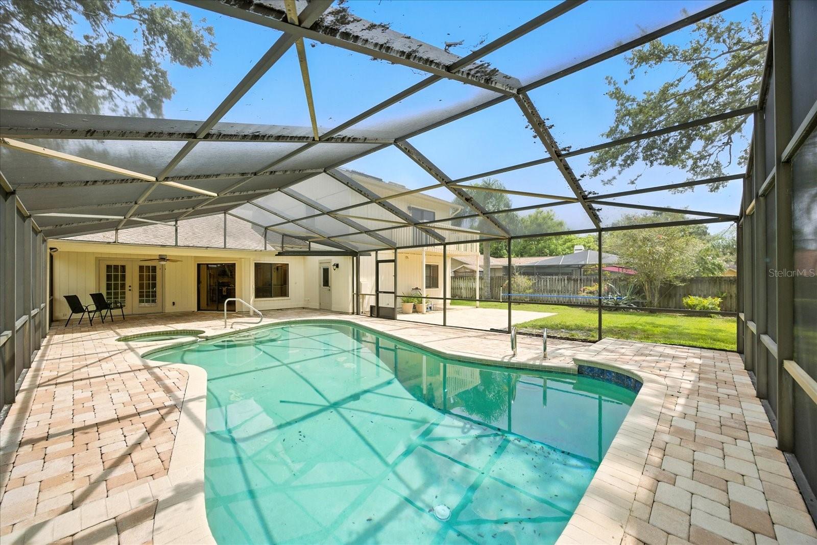 Image 47 of 74 For 2840 Valencia Lane W