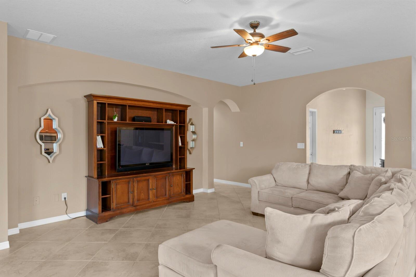 Image 13 of 60 For 3321 Mapleridge Drive