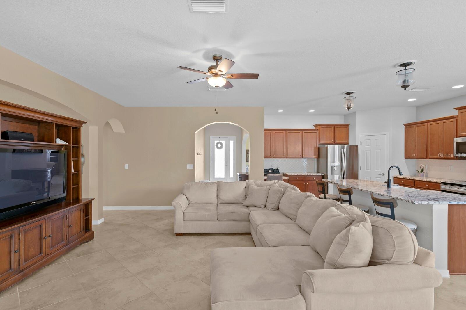 Image 15 of 60 For 3321 Mapleridge Drive
