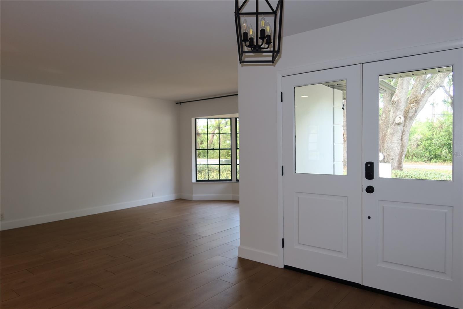 Listing photo id 8 for 2105 Curry Road