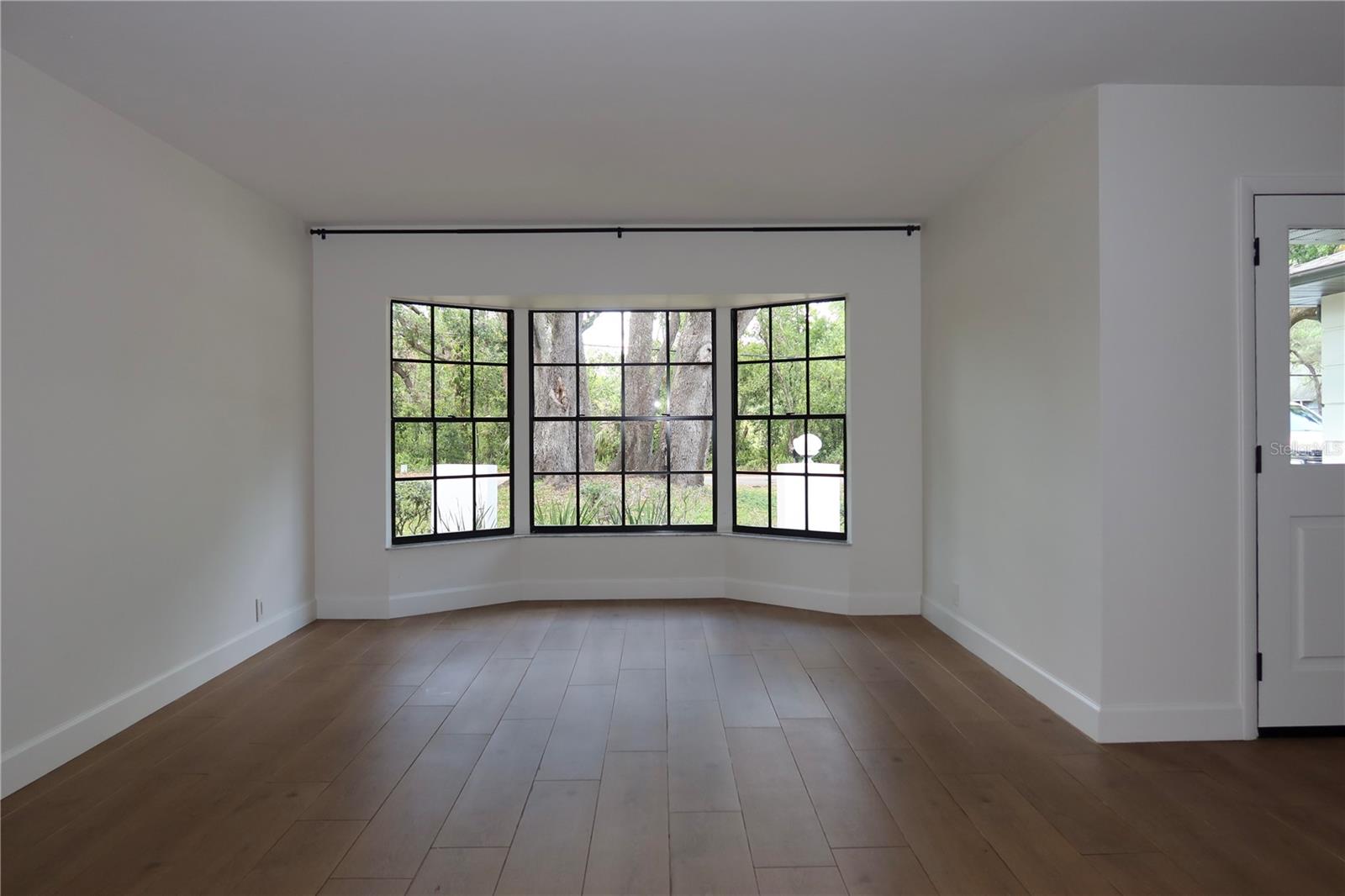 Listing photo id 9 for 2105 Curry Road