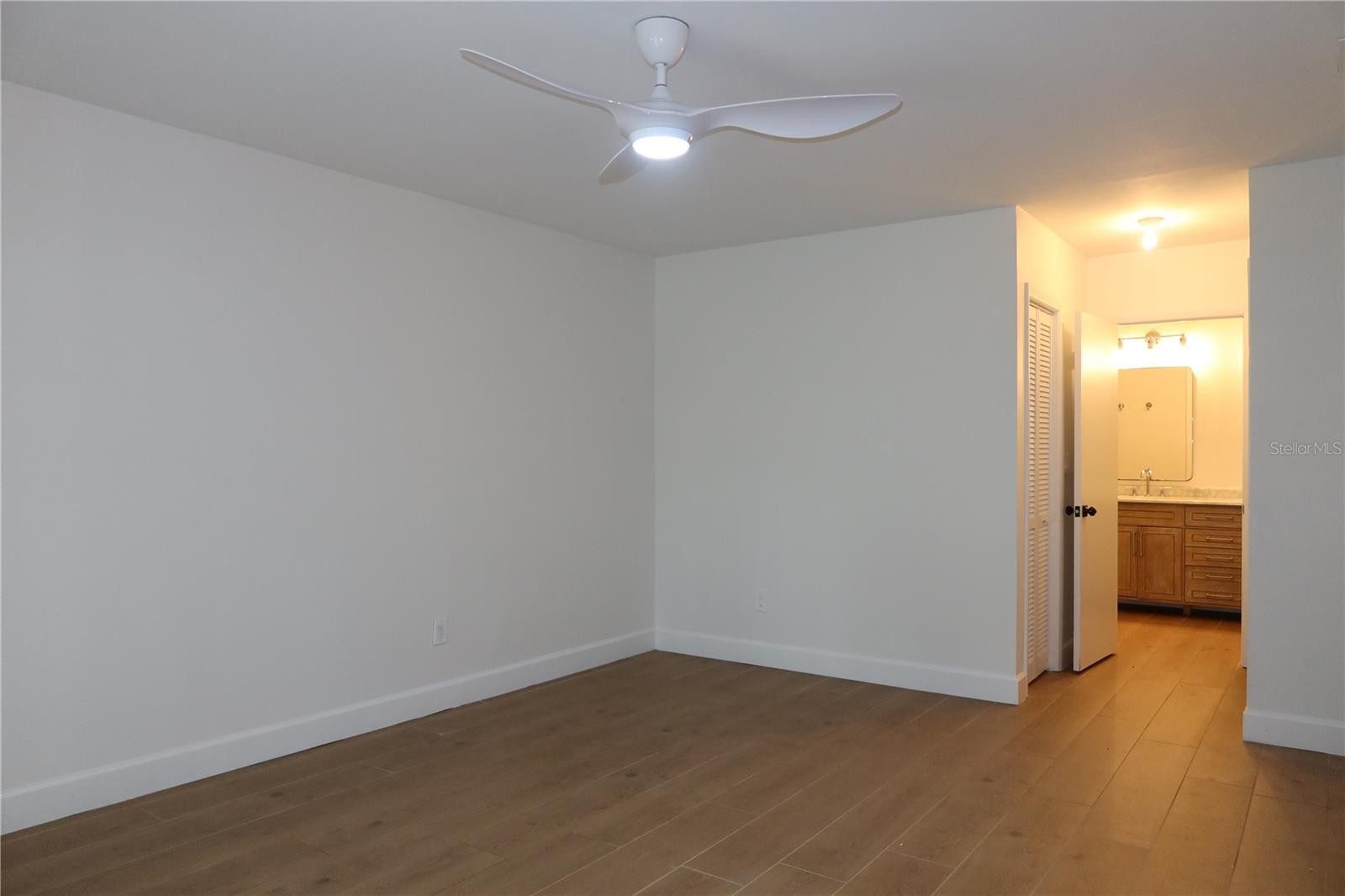Listing photo id 23 for 2105 Curry Road