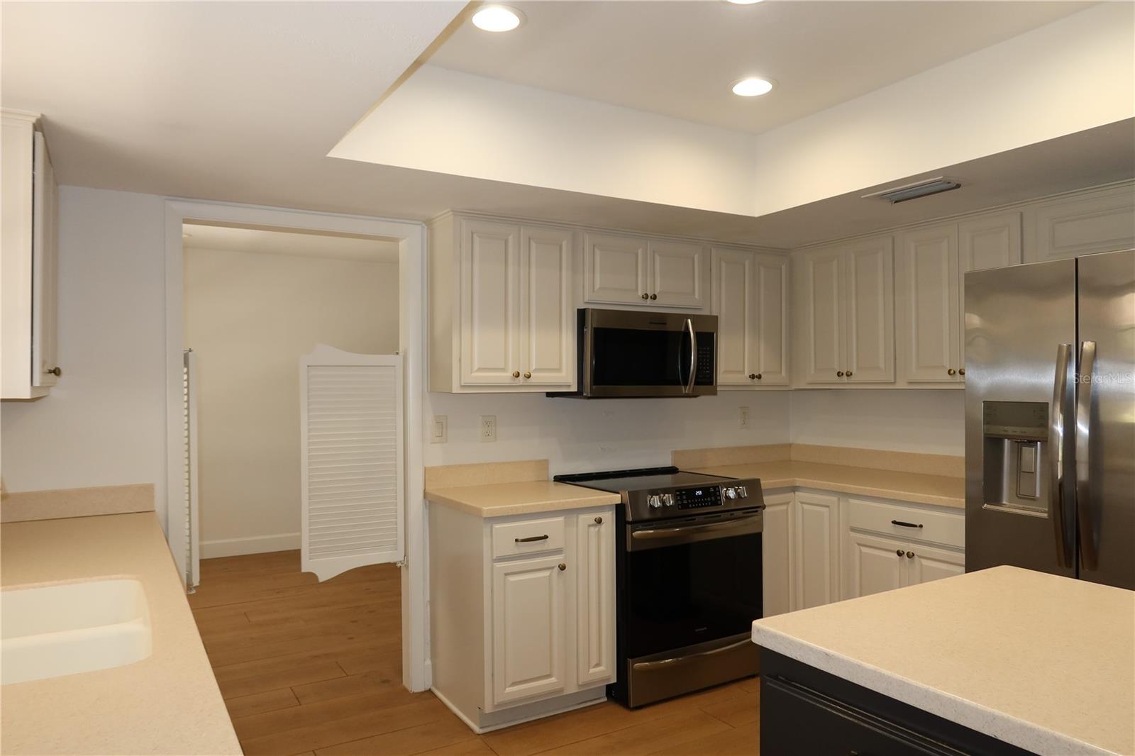Listing photo id 42 for 2105 Curry Road