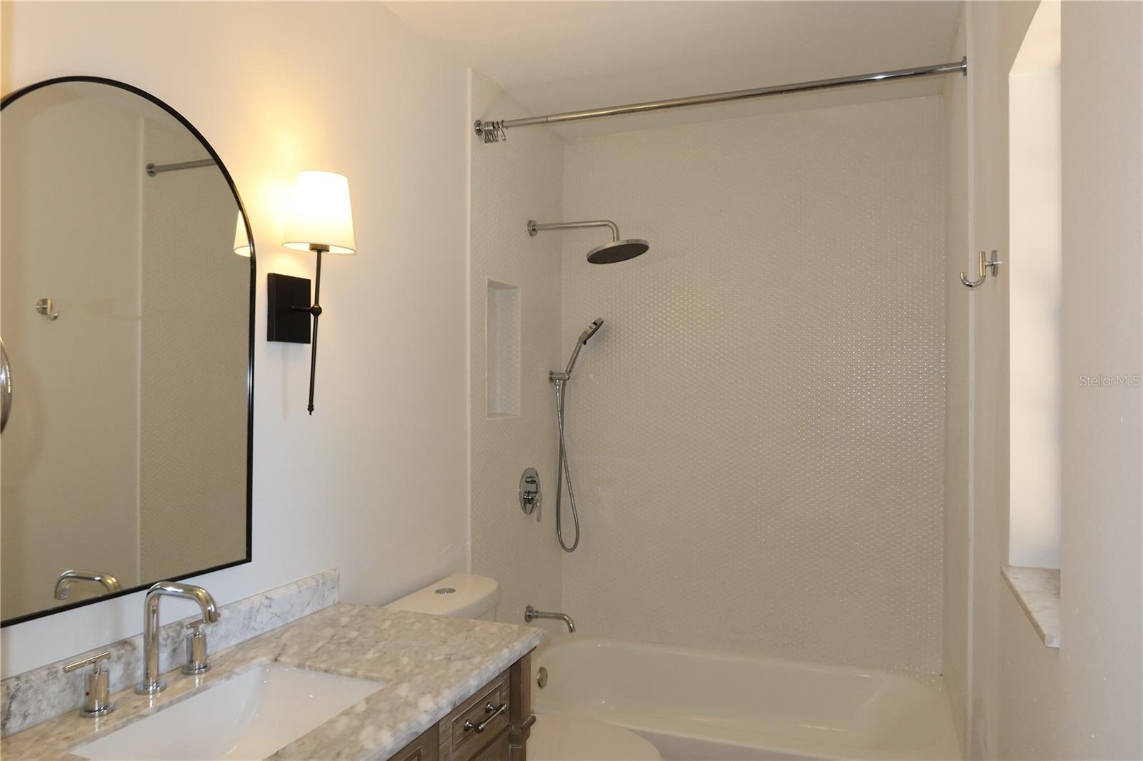 Listing photo id 56 for 2105 Curry Road