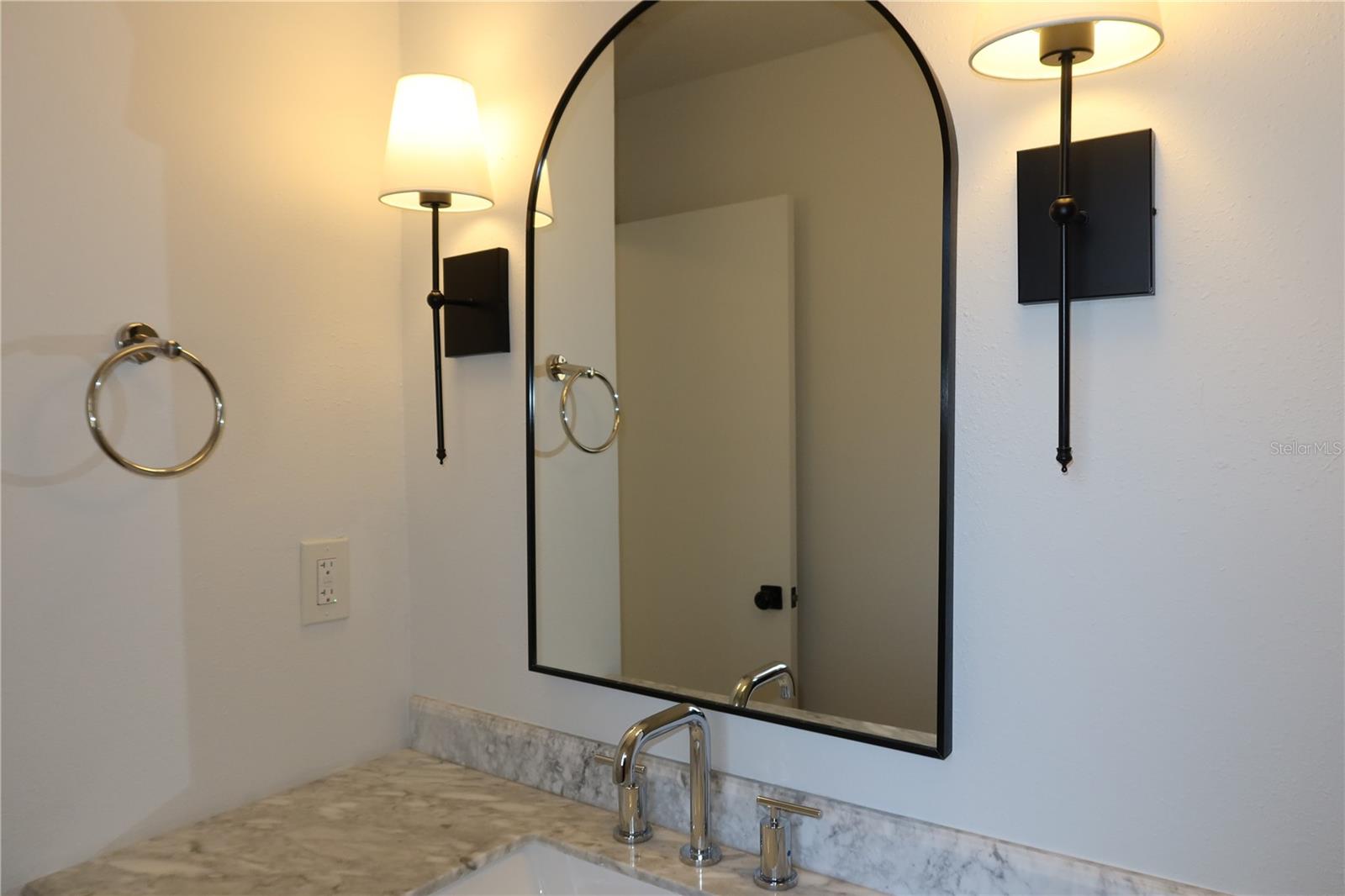 Listing photo id 60 for 2105 Curry Road