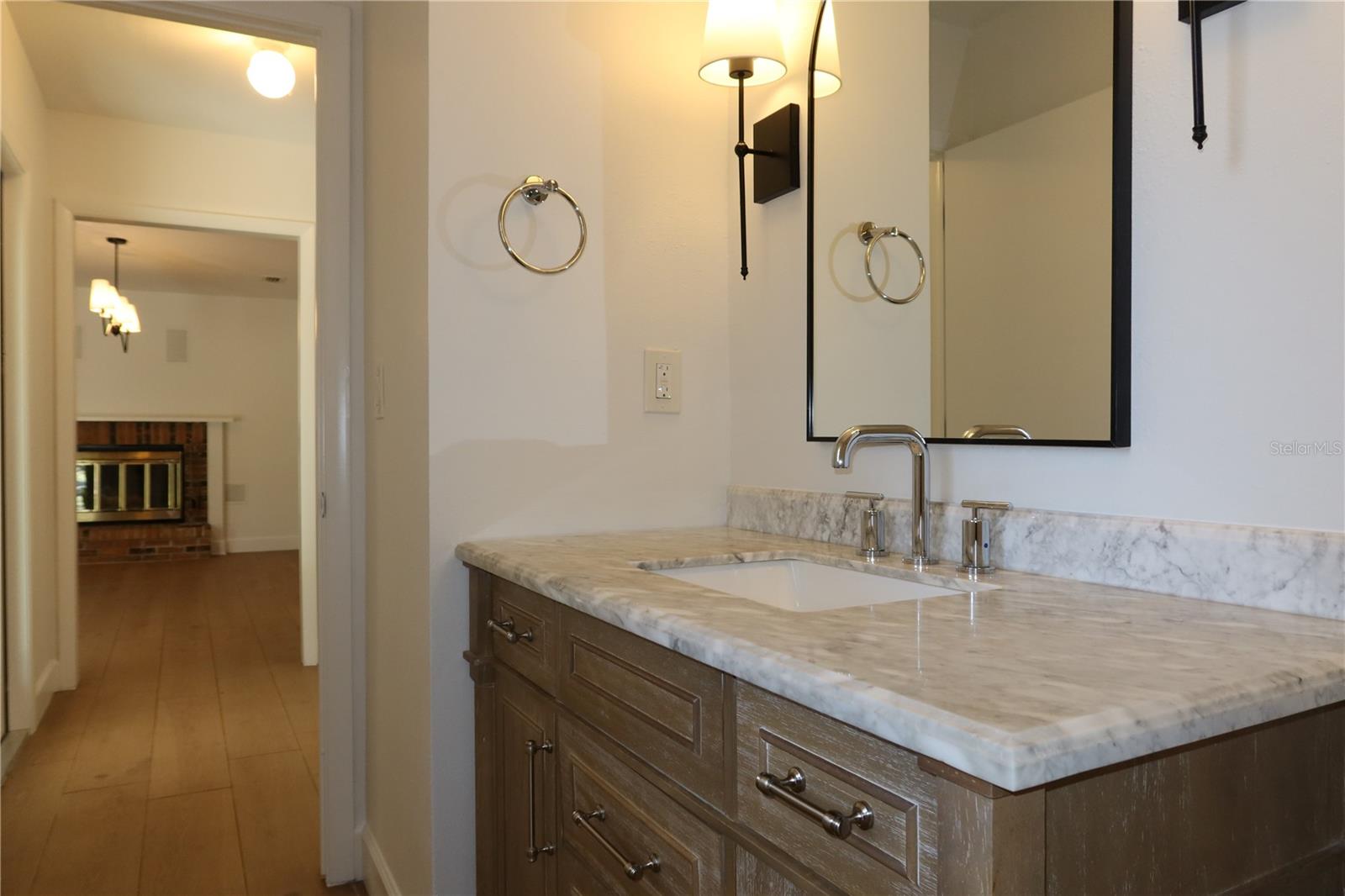 Listing photo id 61 for 2105 Curry Road