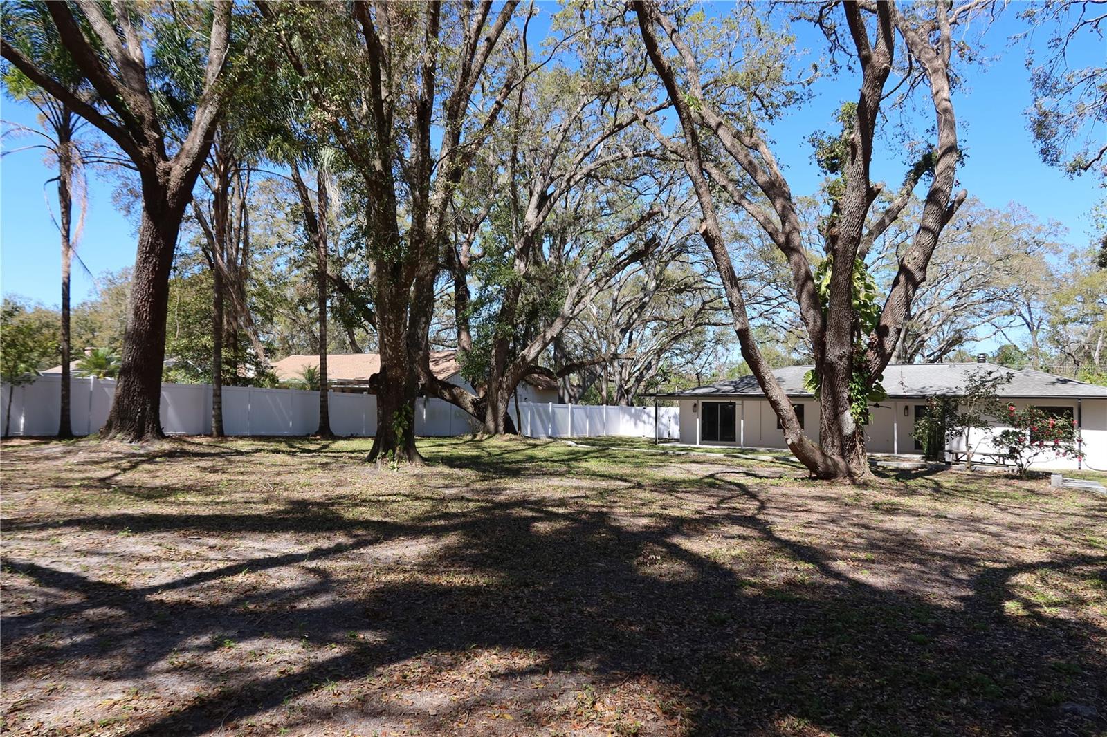 Listing photo id 74 for 2105 Curry Road
