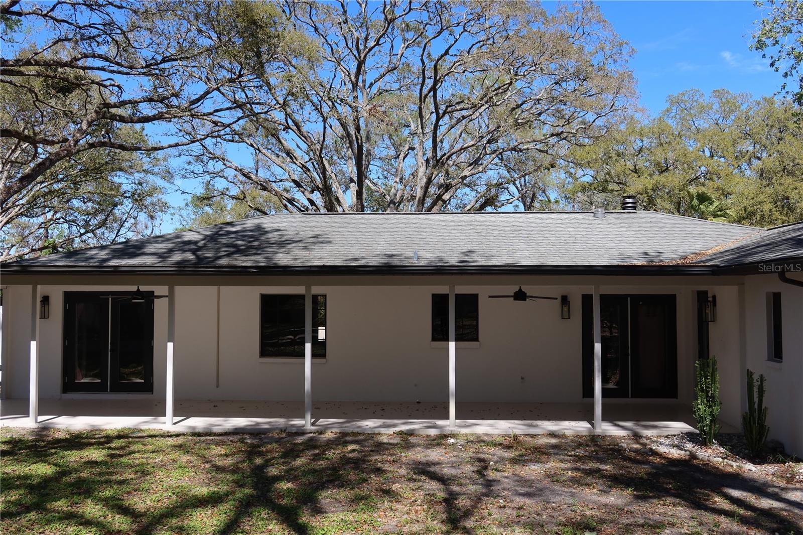 Listing photo id 78 for 2105 Curry Road