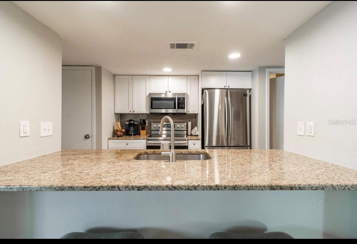 Image 11 of 51 For 3540 42nd Street S F