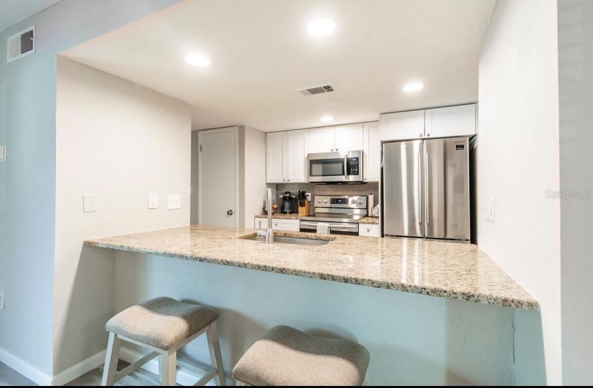 Image 12 of 51 For 3540 42nd Street S F