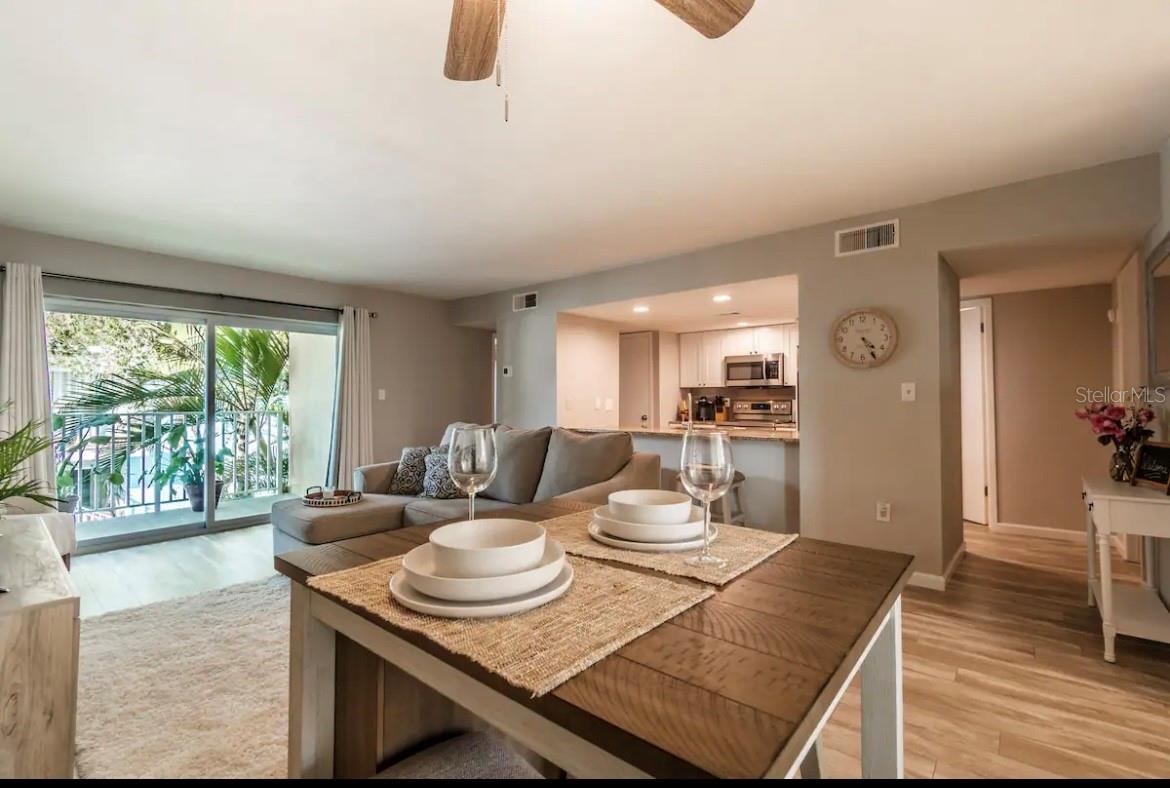 Image 3 of 51 For 3540 42nd Street S F