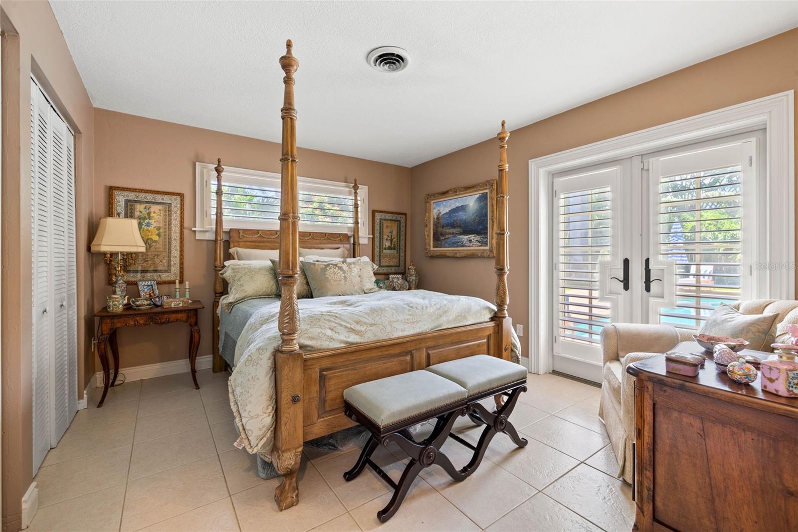 Image 16 of 72 For 1124 Seville Lane Ne