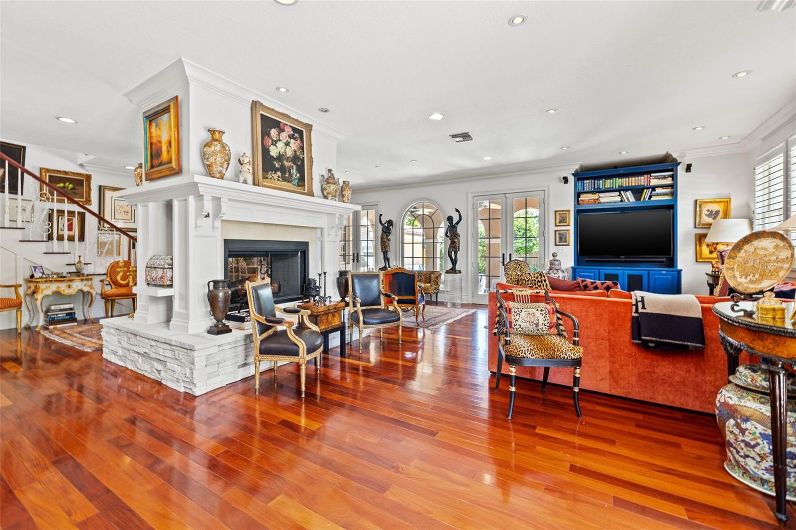 Image 45 of 72 For 1124 Seville Lane Ne