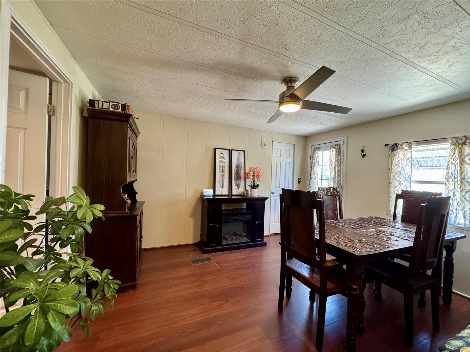 Image 5 of 19 For 8180 61st Lane N