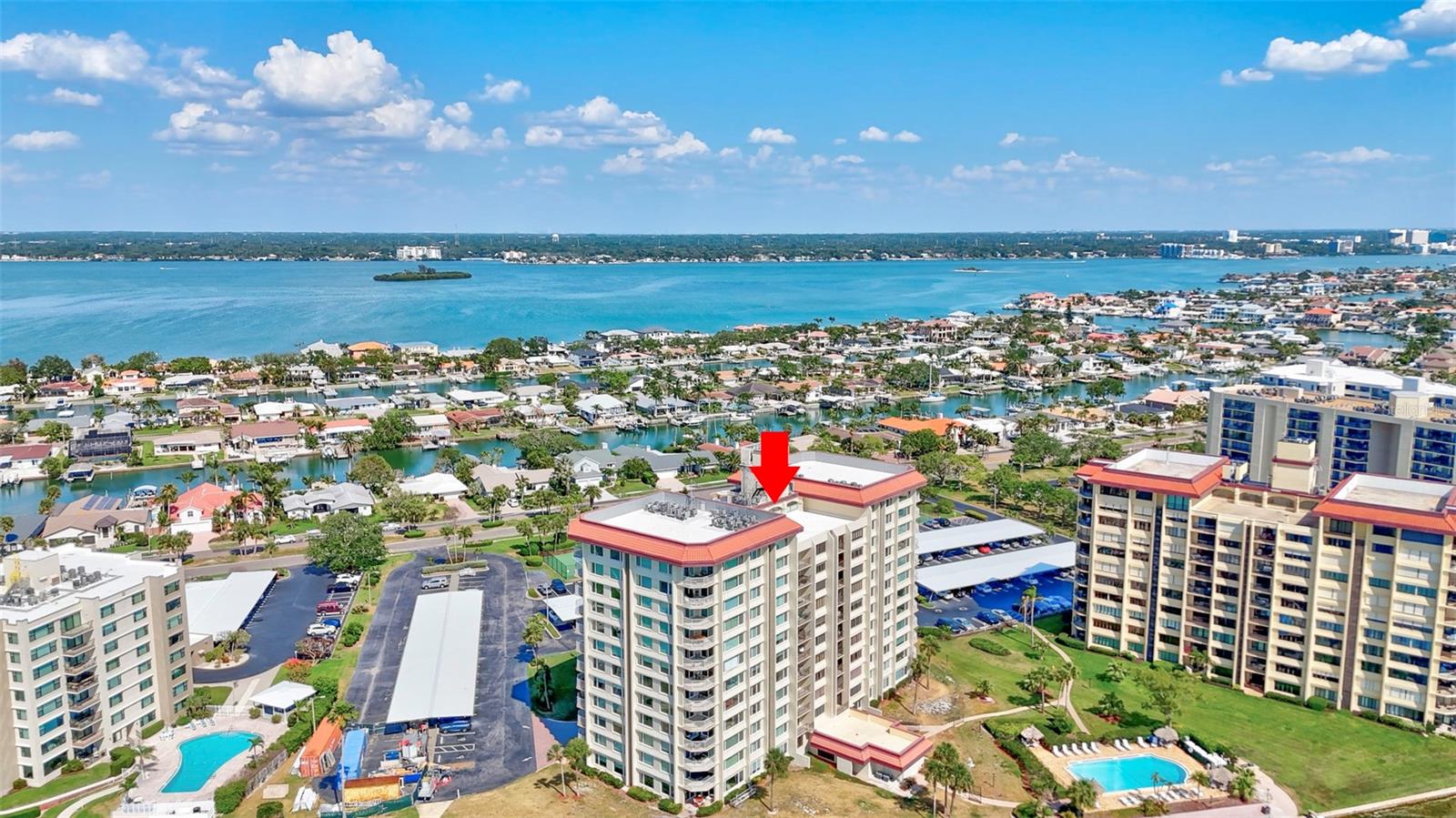 Image 37 of 71 For 736 Island Way 303