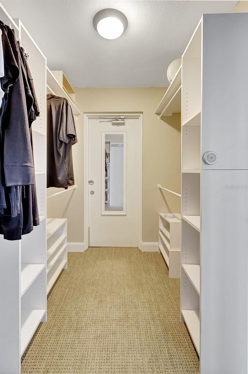 Image 63 of 71 For 736 Island Way 303