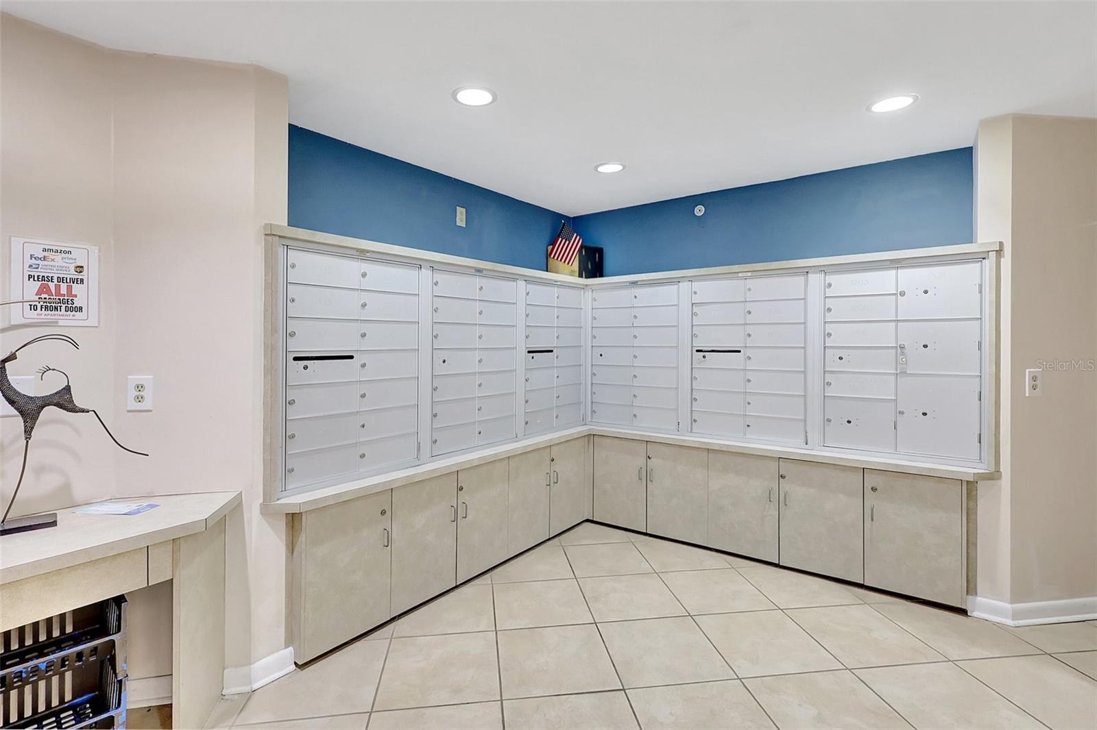 Image 64 of 71 For 736 Island Way 303