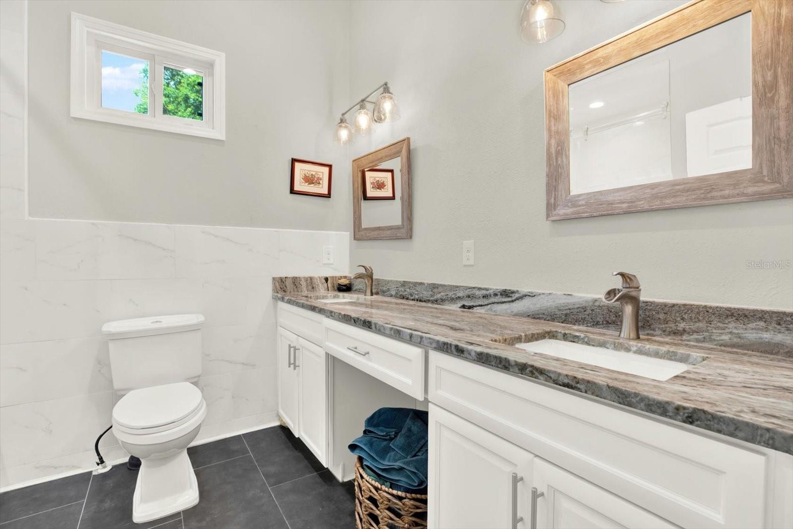 Image 22 of 30 For 2818 19th Street