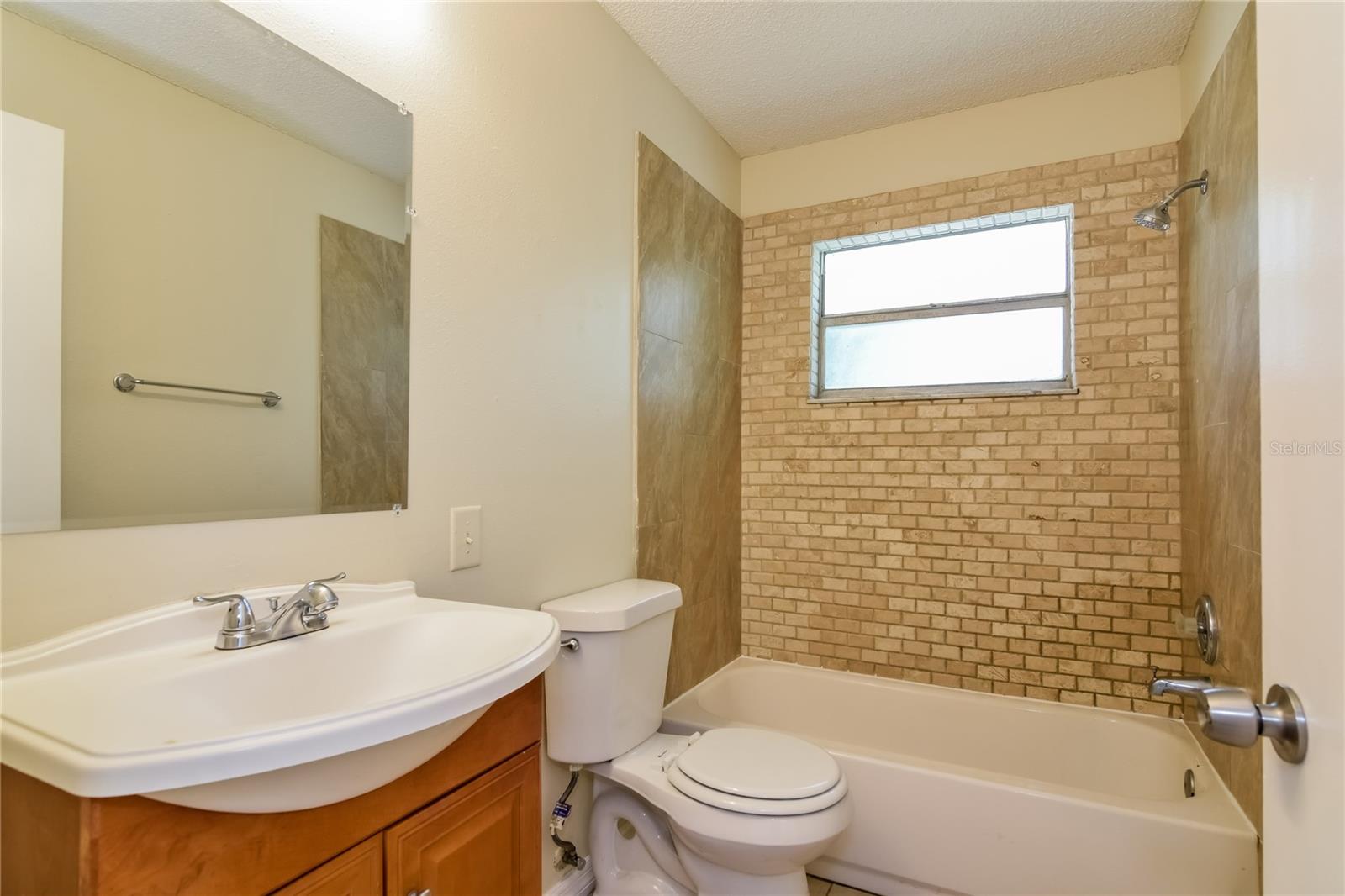 Image 11 of 16 For 7338 Coventry Drive