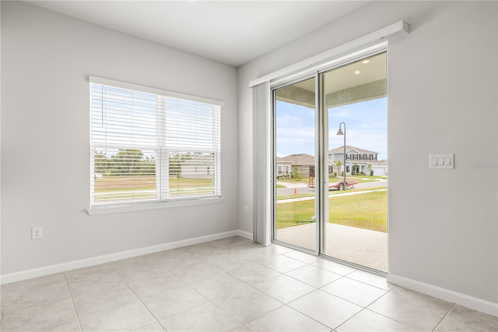 Image 11 of 27 For 35572 Quartz Lake Drive