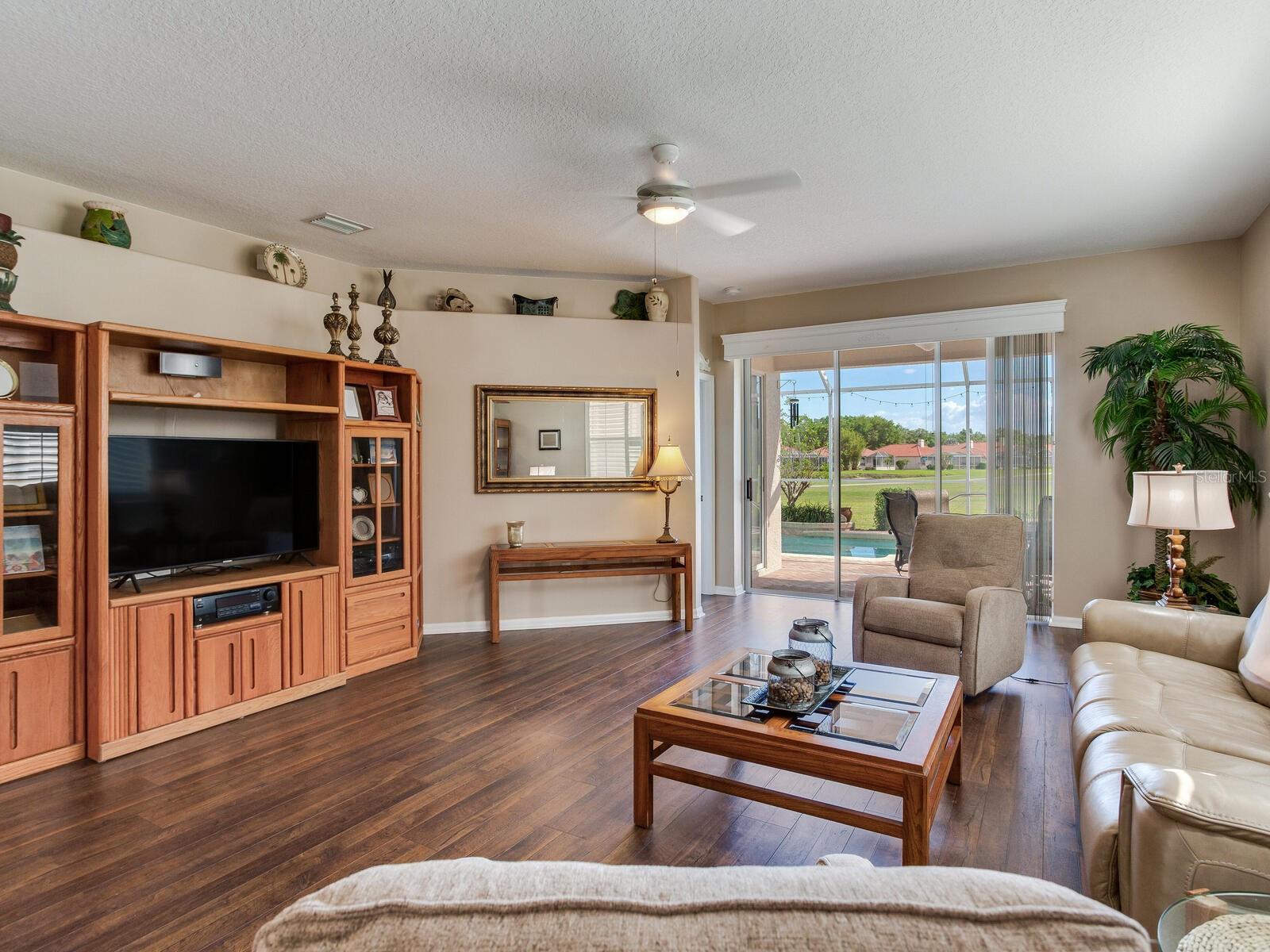 Image 15 of 31 For 1167 Lindenwood Drive