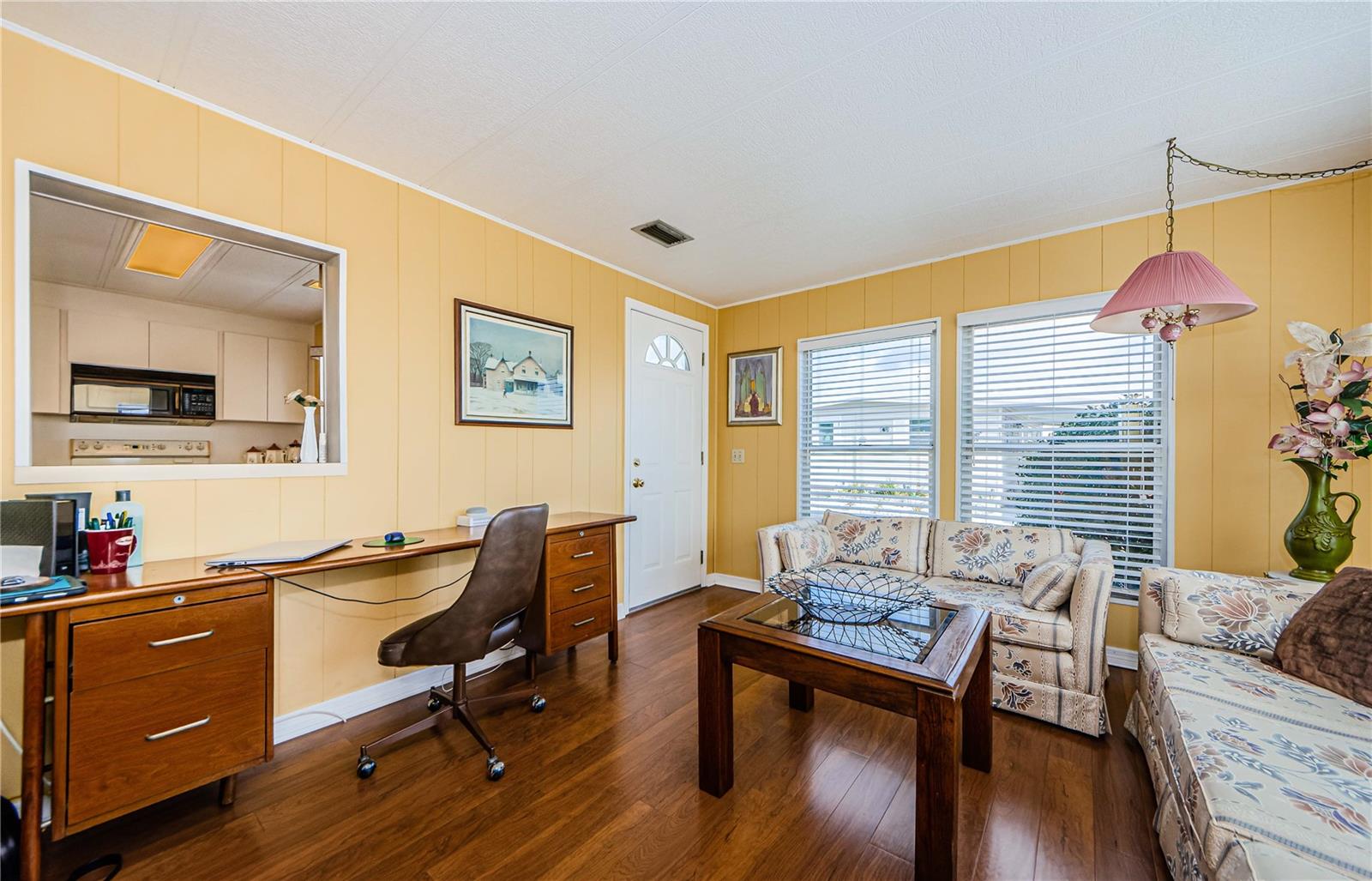 Image 16 of 49 For 719 Sugar Palm Street