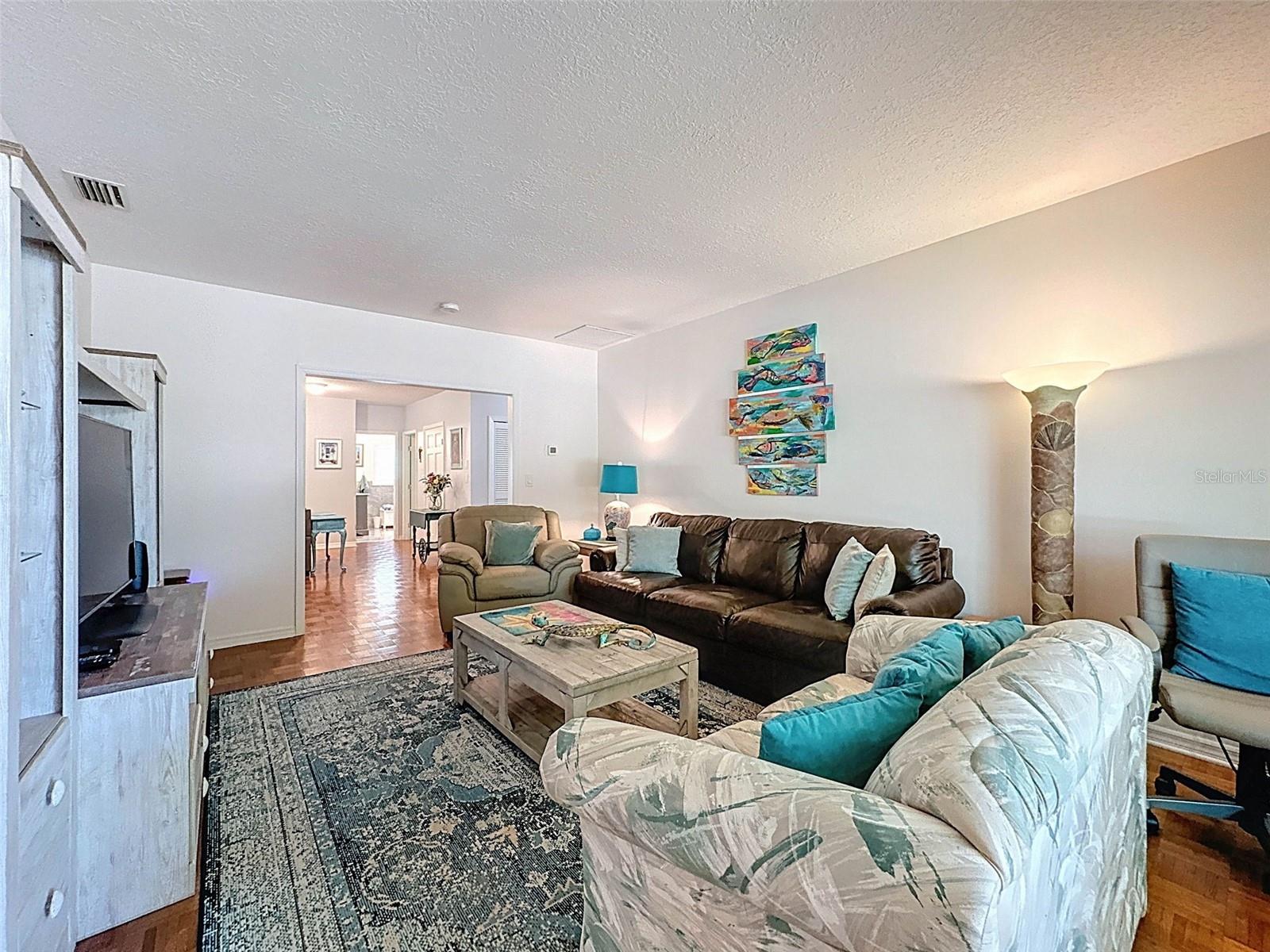 Image 15 of 43 For 631 Baynard Drive