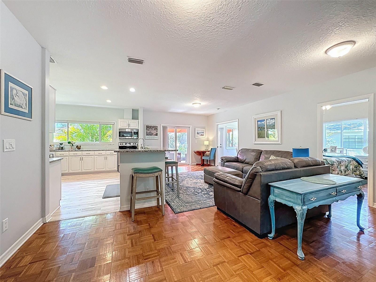 Image 3 of 43 For 631 Baynard Drive