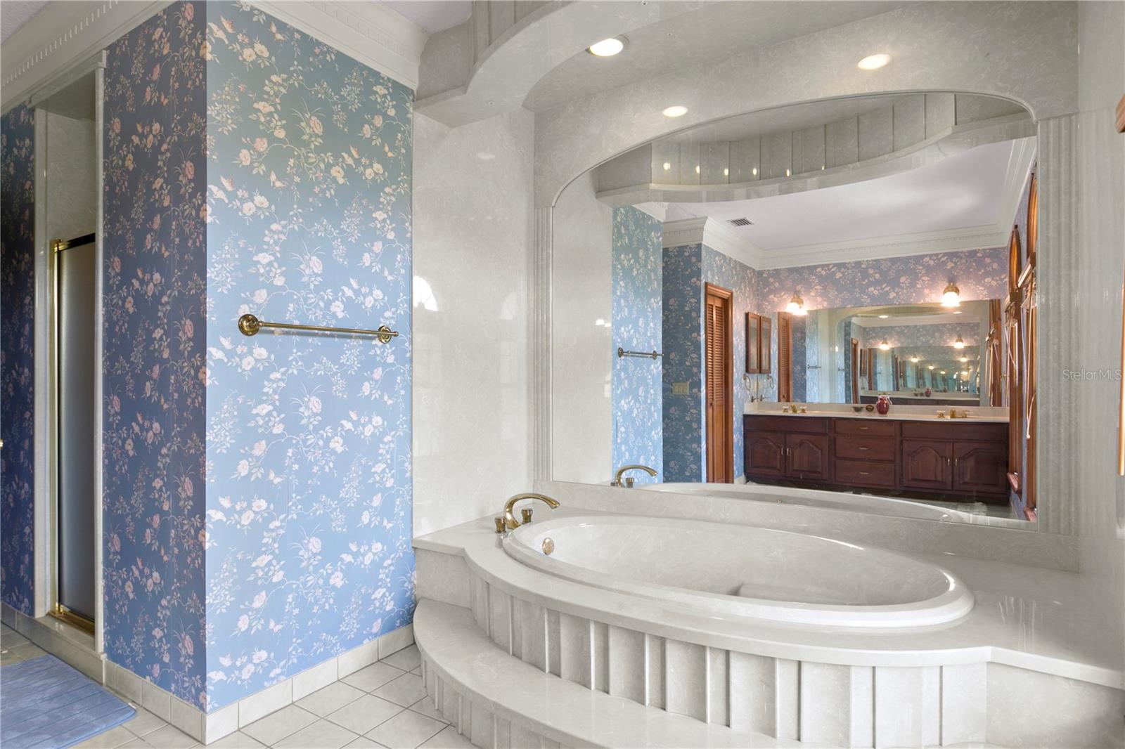 Listing photo id 22 for 1203 Parrilla De Avila