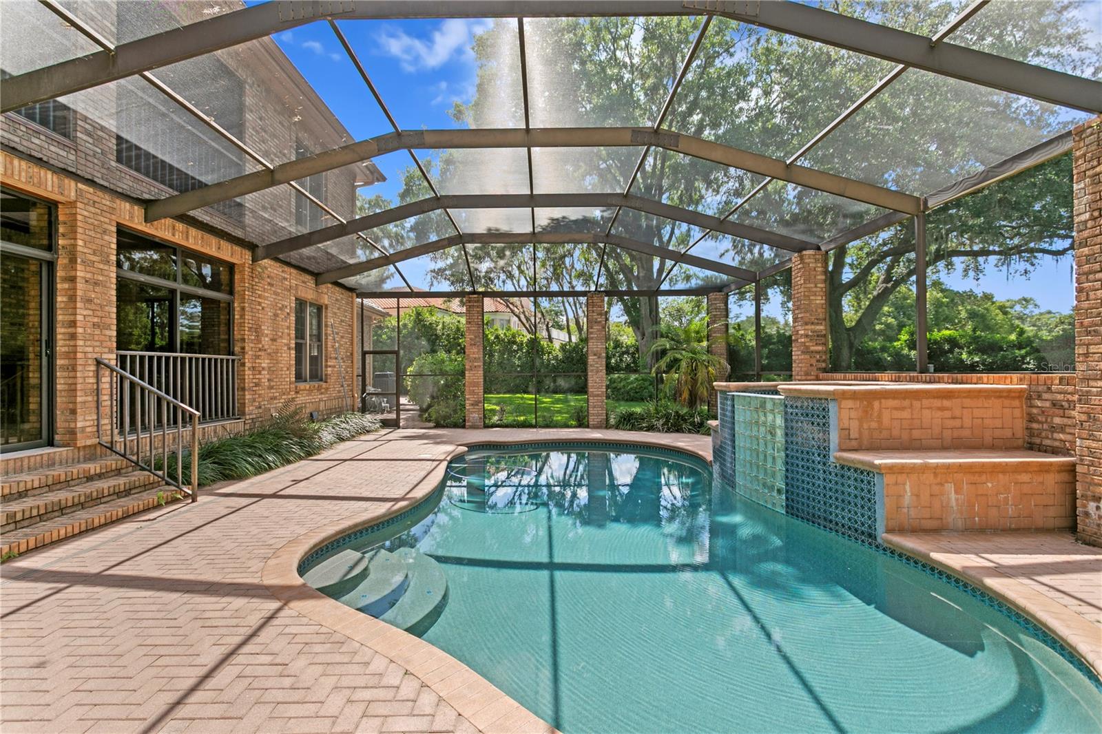Listing photo id 24 for 1203 Parrilla De Avila