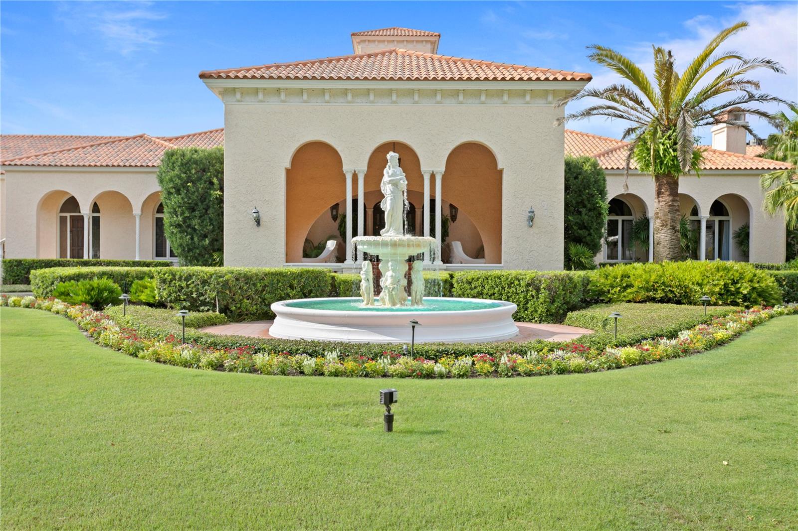 Listing photo id 37 for 1203 Parrilla De Avila