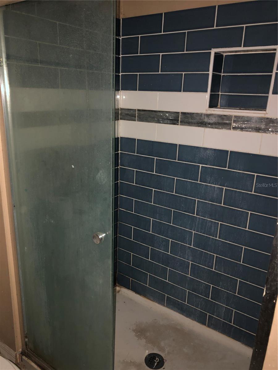 Image 16 of 27 For 444 Lemon Avenue