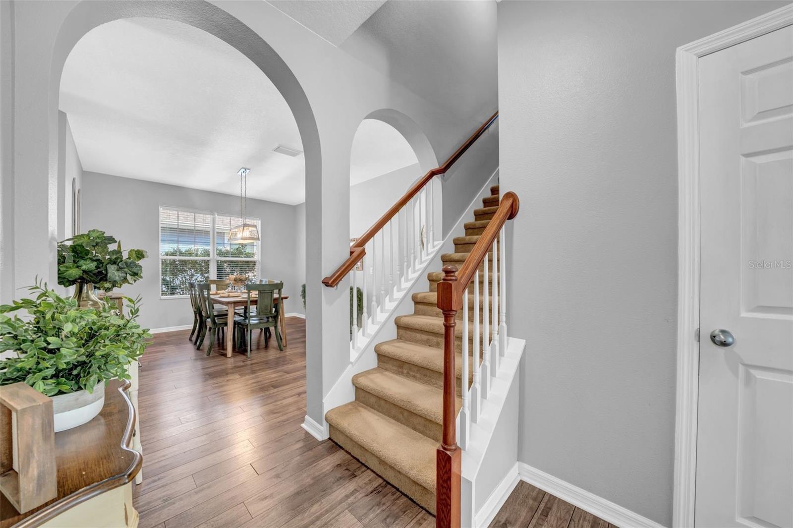 Listing photo id 18 for 15861 Starling Water Drive