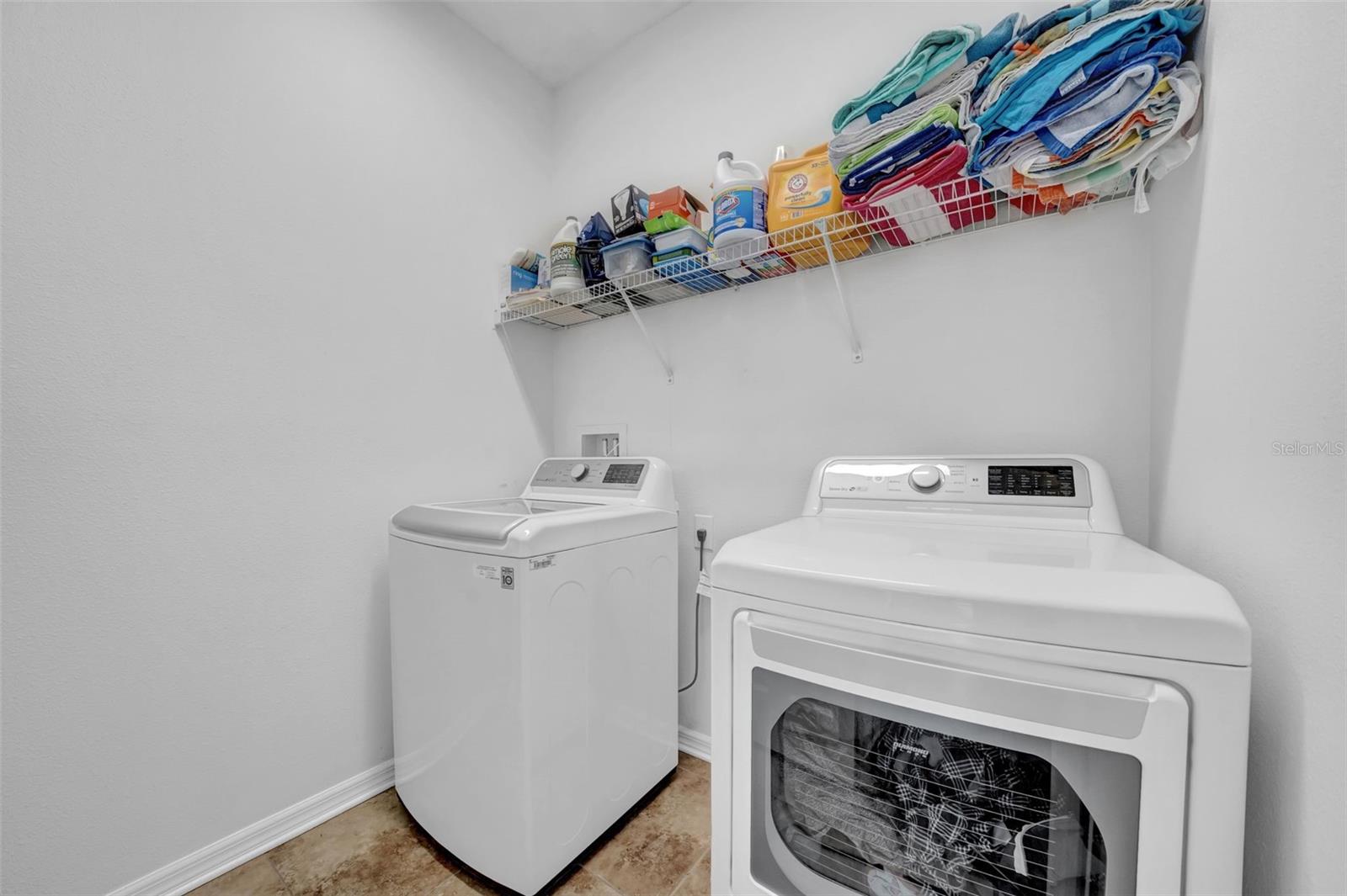 Listing photo id 35 for 15861 Starling Water Drive