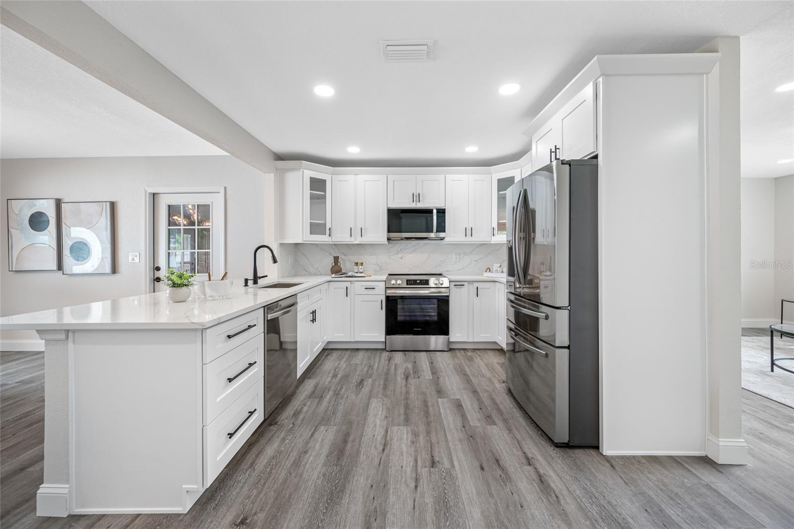 Image 15 of 54 For 8409 Lantana Drive