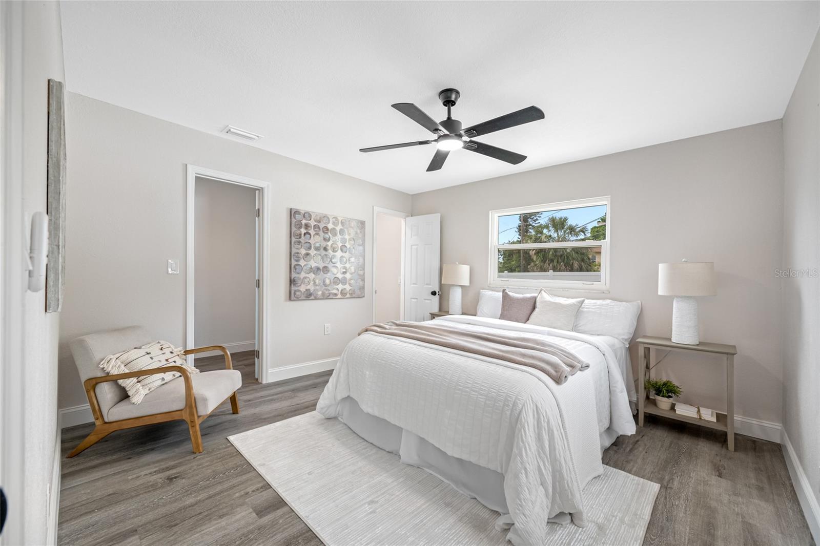 Image 18 of 54 For 8409 Lantana Drive