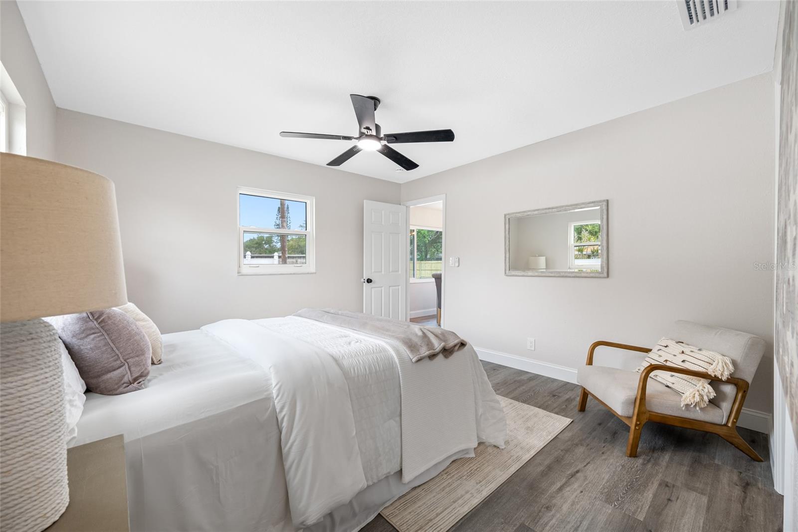 Image 21 of 54 For 8409 Lantana Drive