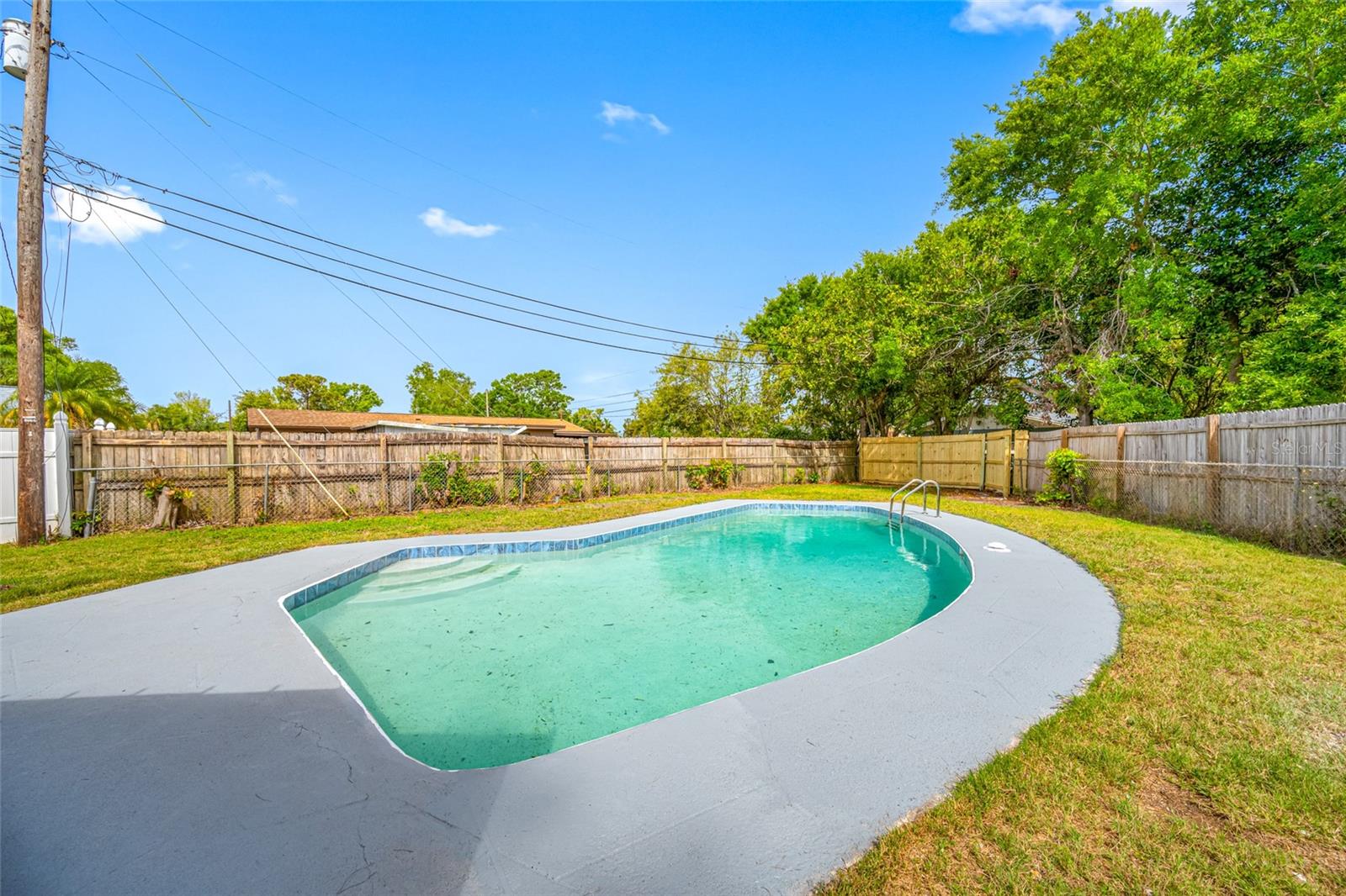 Image 3 of 54 For 8409 Lantana Drive