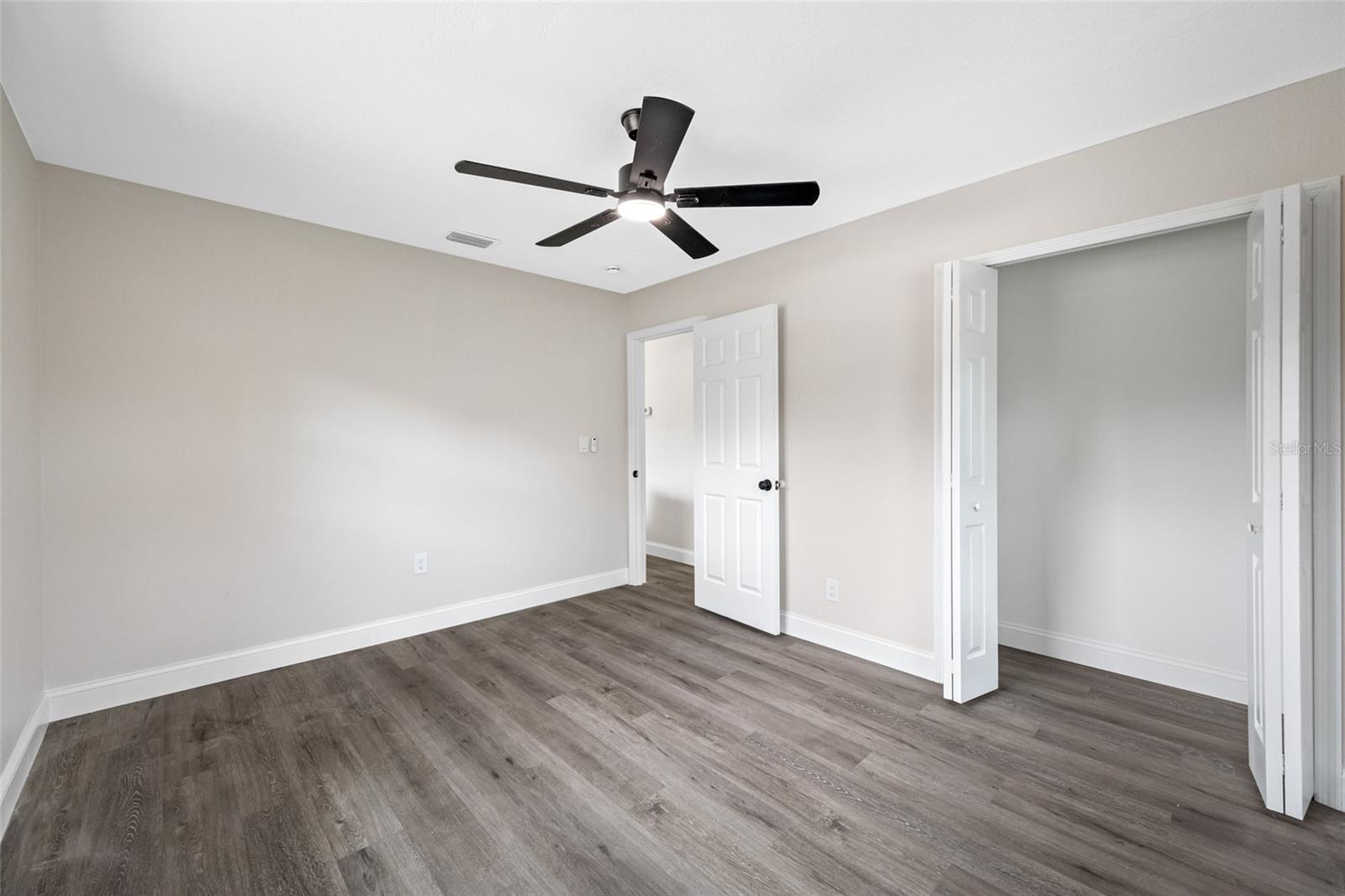 Image 34 of 54 For 8409 Lantana Drive