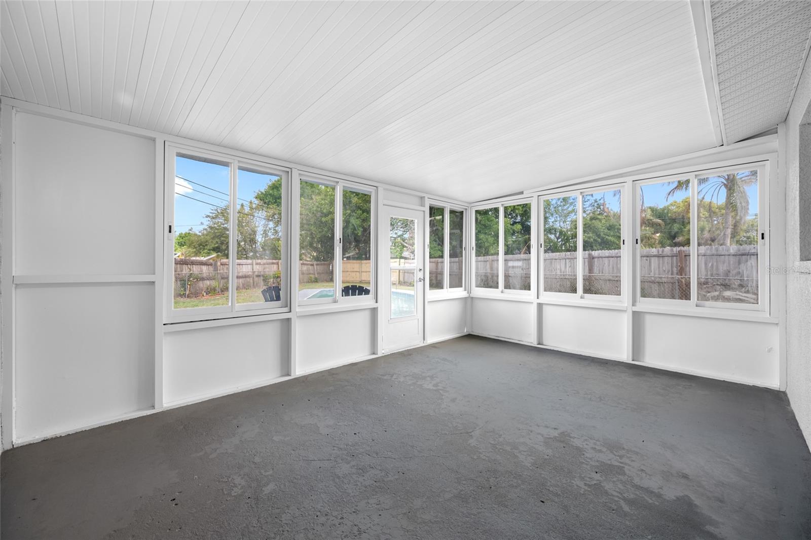 Image 38 of 54 For 8409 Lantana Drive