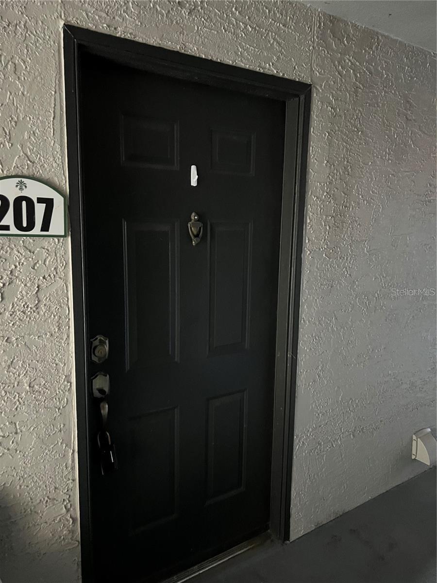 Image 3 of 19 For 8517 Sea Harbour Lane 207