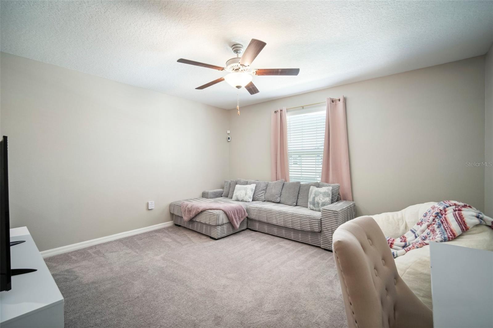 Image 30 of 83 For 13227 Great Plains Drive