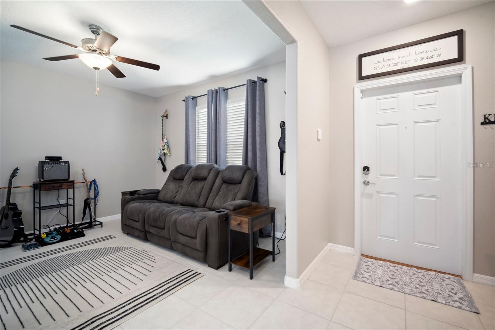 Image 8 of 83 For 13227 Great Plains Drive