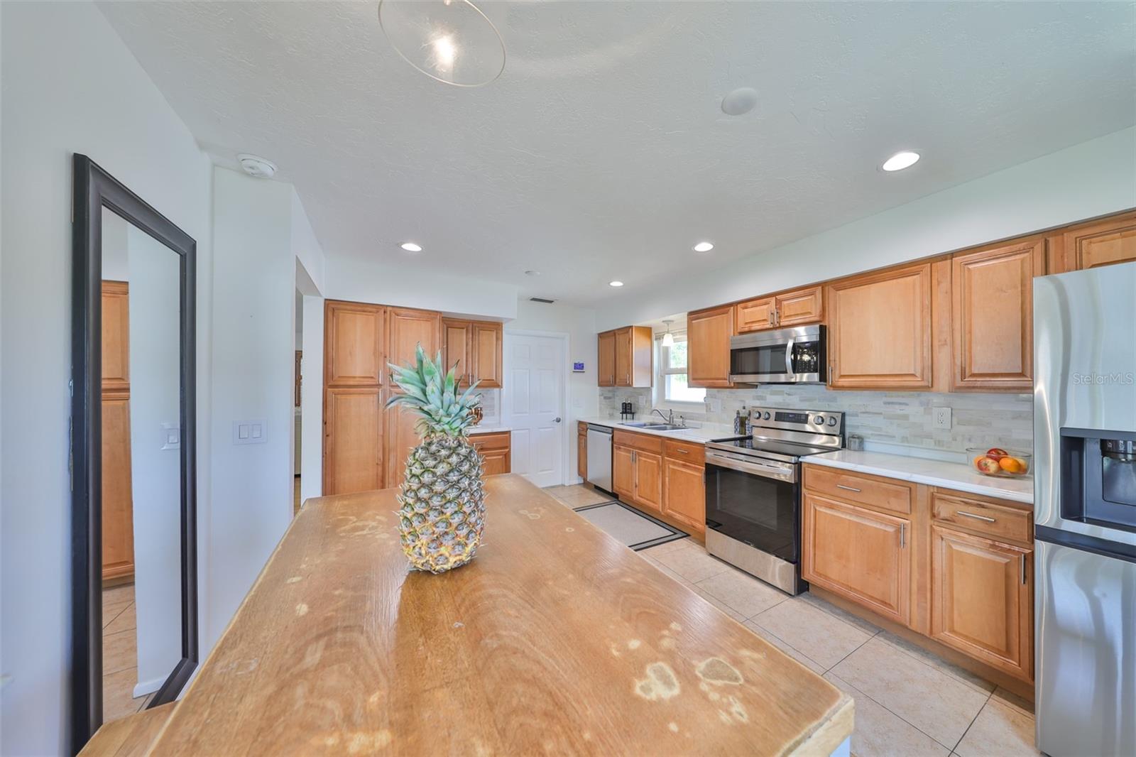 Image 17 of 46 For 7491 Cedar Street Ne