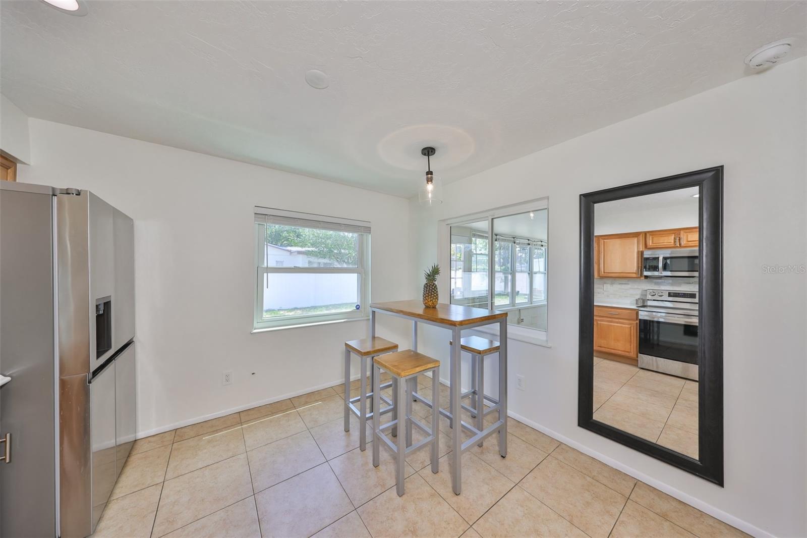 Image 18 of 46 For 7491 Cedar Street Ne