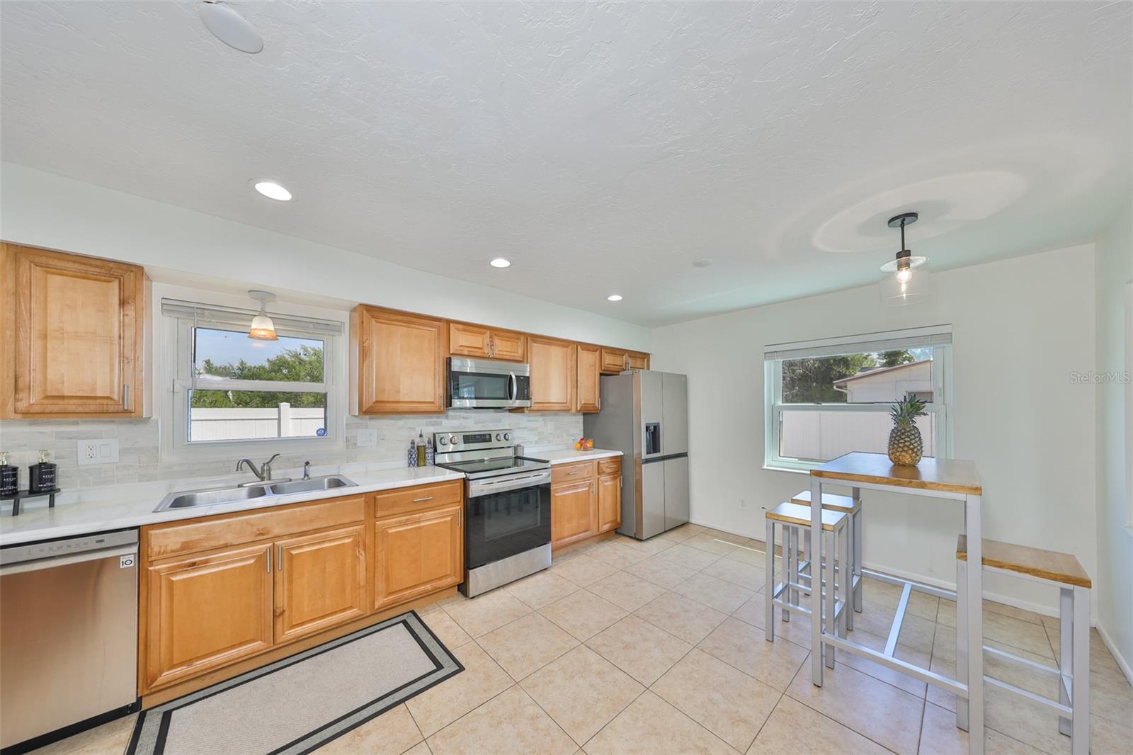 Image 2 of 46 For 7491 Cedar Street Ne