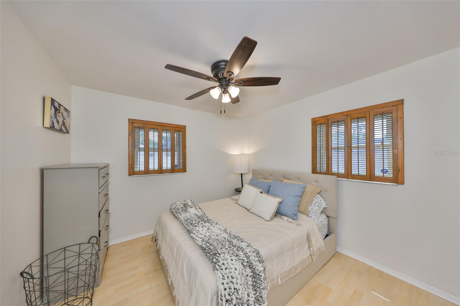 Image 24 of 46 For 7491 Cedar Street Ne