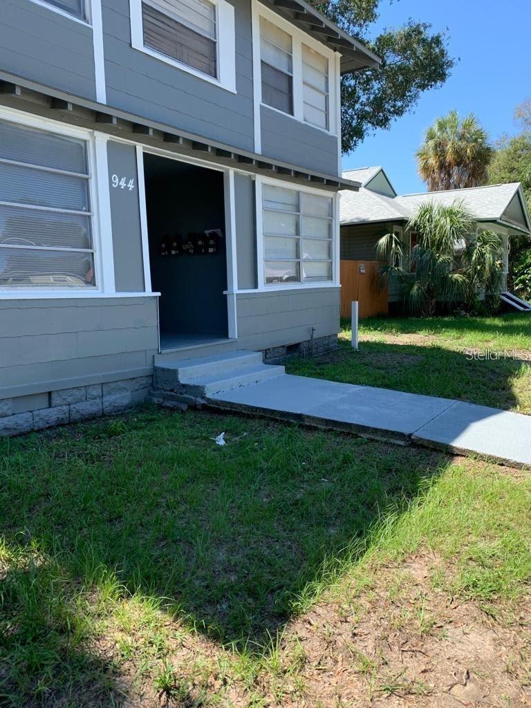 Image 11 of 20 For 944 15th Avenue S