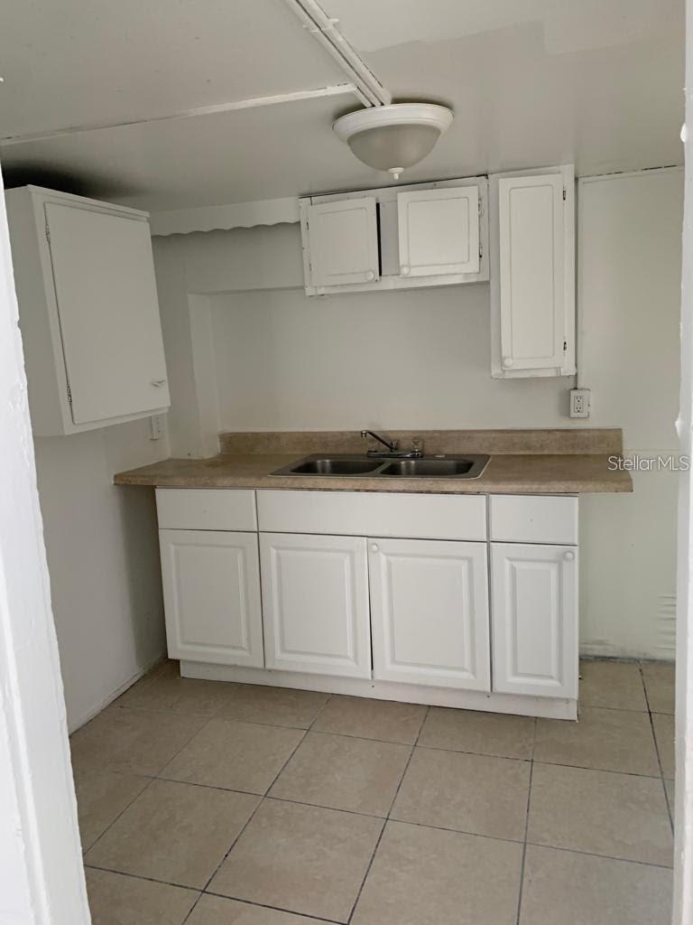 Image 12 of 20 For 944 15th Avenue S