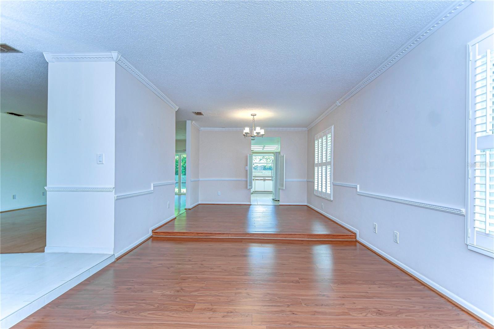 Image 13 of 34 For 13522 Clubside Drive